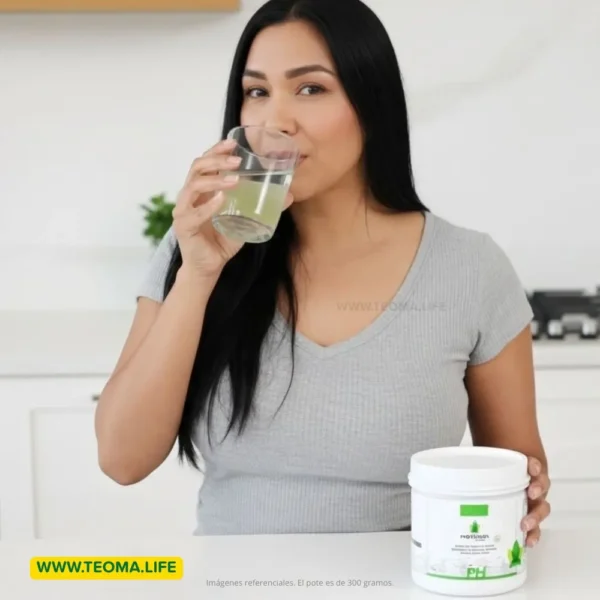 Imagen del nuevo pote de PH Moringa de TEOMA