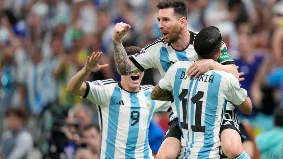 Se confirmó que los partidos amistosos de la Selección Argentina serán transmitidos por Televisión Abierta

 / Titulares de Deportes