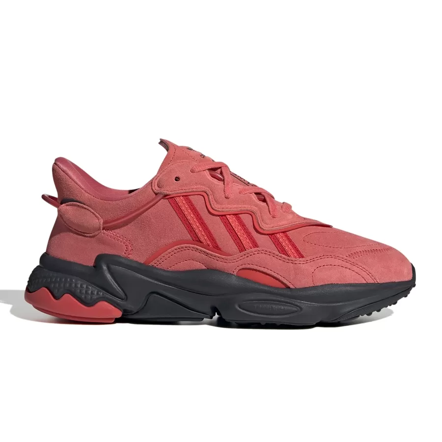 Imagen 1 de 8 de Zapatillas adidas originals Ozweego-ROJO/NEGRO