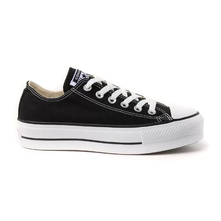 Converse negras de frente sale