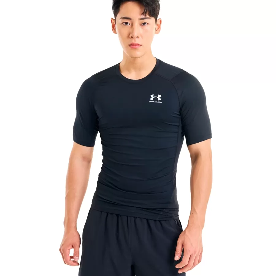 Imagen 0 de 5 de Remera Under Armour Heatgear-NEGRO