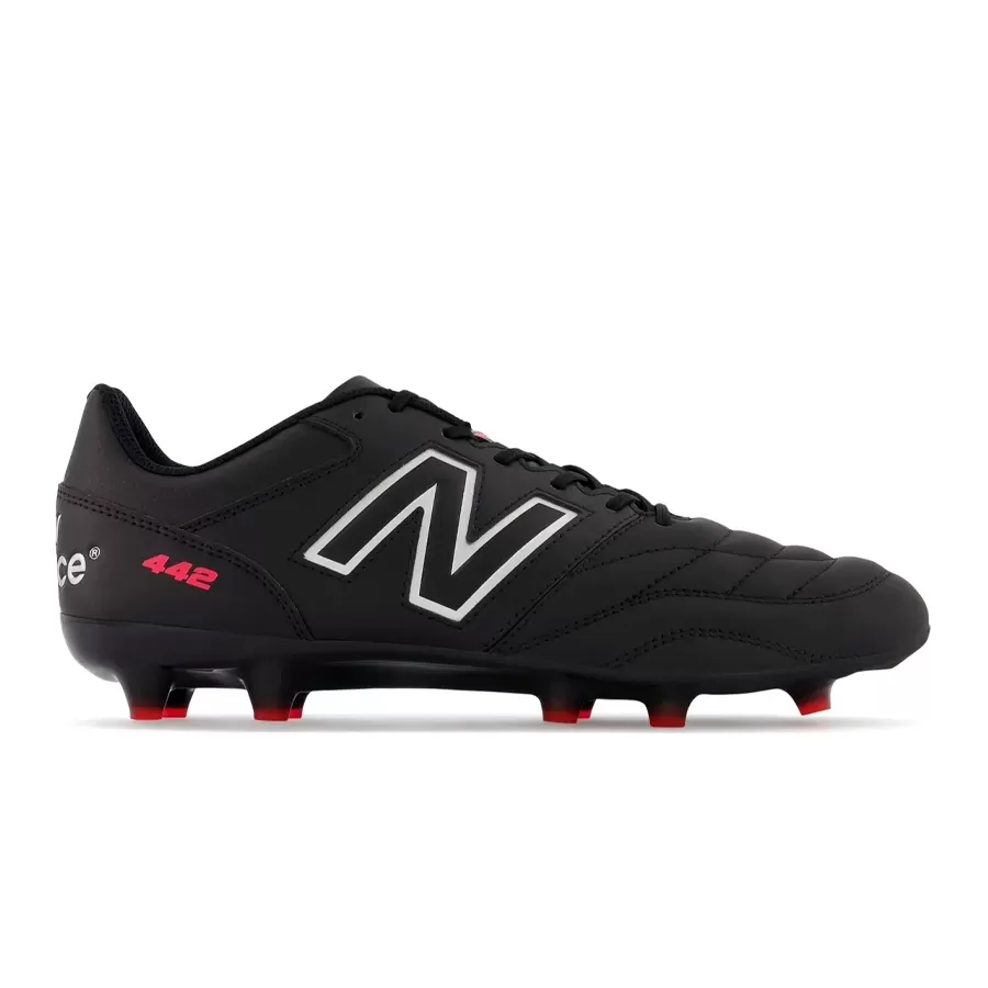 Imagen 1 de 6 de Botines New Balance 442 V2 Team FG-NEGRO/PLATA