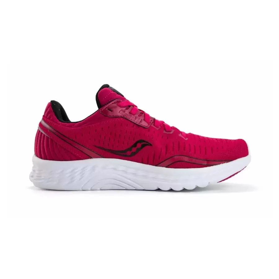 Imagen 0 de 5 de Zapatillas Saucony Kinvara 11-BORDO/DORADO