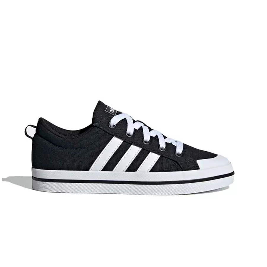 Imagen 0 de 5 de Zapatillas adidas Bravada K-NEGRO/BLANCO