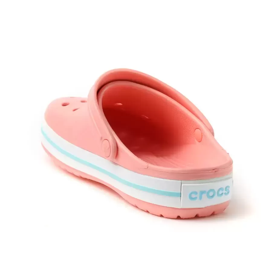 Imagen 2 de 5 de Ojotas Crocs Crocband-SALMON