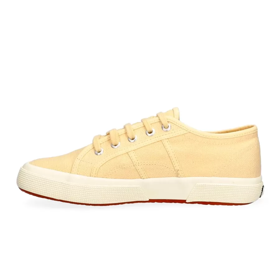 Imagen 2 de 5 de Zapatillas Superga Cotu 2750-AMARILLO PASTEL