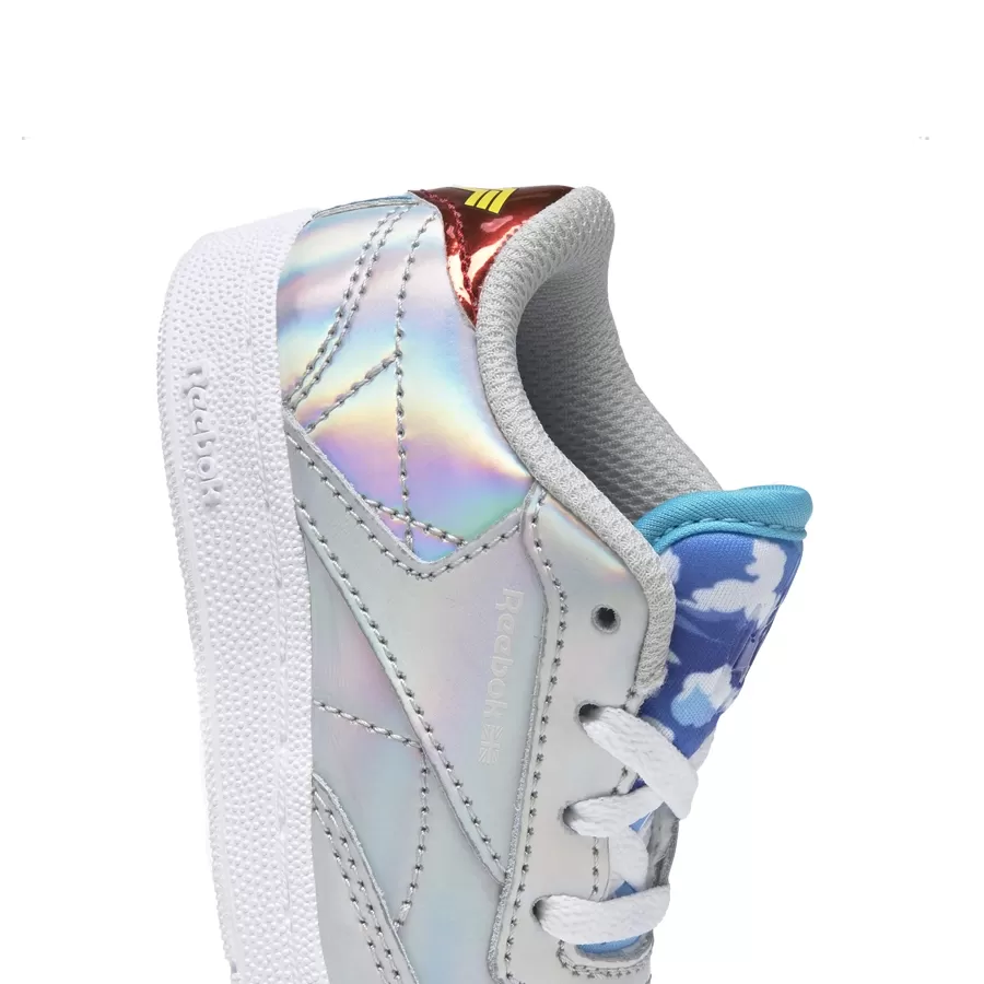 Imagen 5 de 6 de Zapatillas Reebok Club C 85 X Mujer Maravilla-PLATA/BLANCO